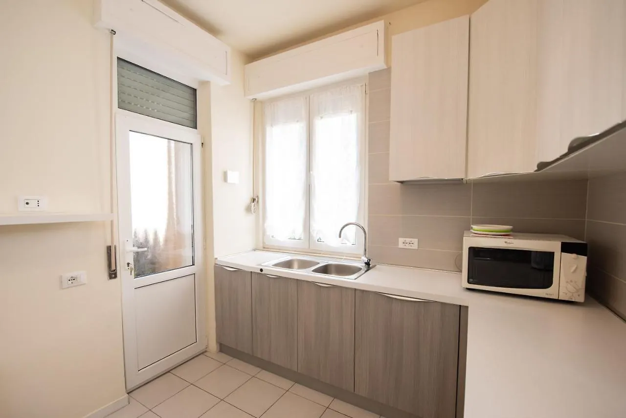 Ferienwohnung Casa Emmeti Desenzano del Garda Italien