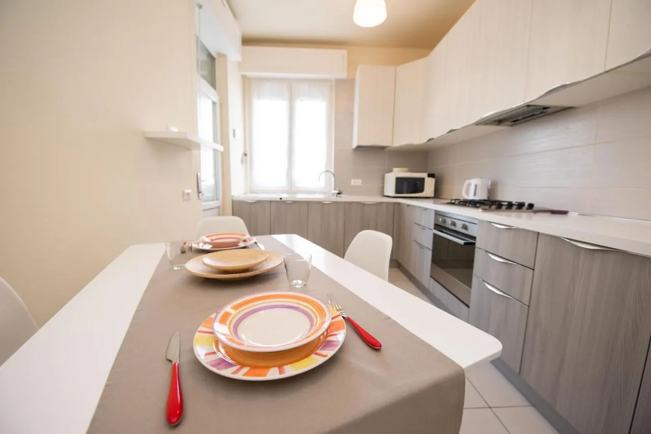Casa Emmeti Apartment Desenzano del Garda