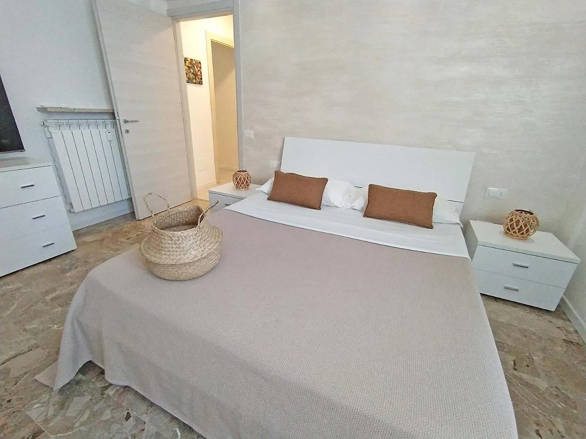 Ferienwohnung Casa Emmeti Desenzano del Garda Apartment